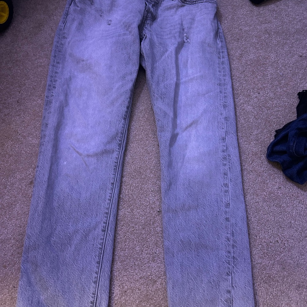 Levi's Men's Light Gray Straight Jeans